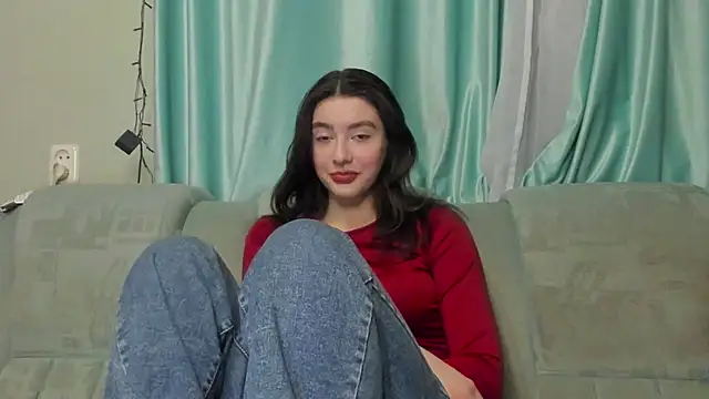 honey love honeyy online show from January 23, 2025, 6:45 pm