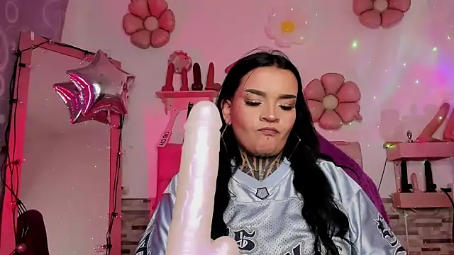 Snapshot of amyswallow7 chatting on October 25, 2025, 2:52 am amyswallow7 online show from October 25, 2025, 2:52 am