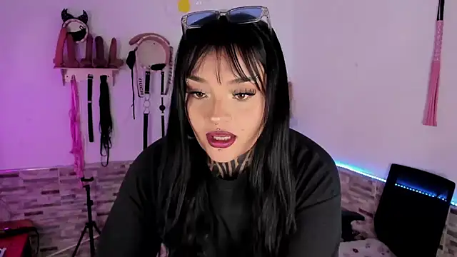 amyswallow7 online show from February 5, 2026, 2:38 am