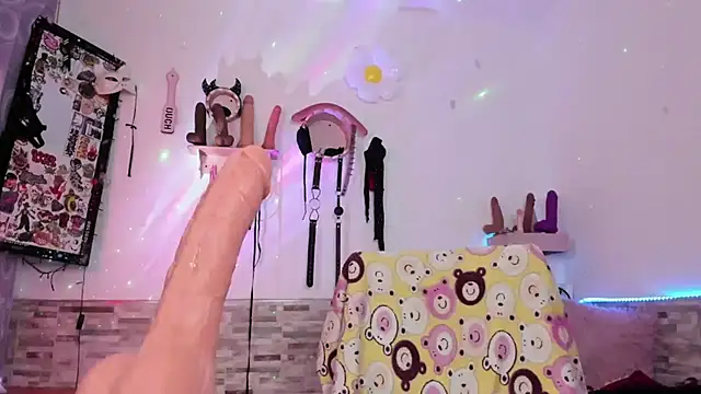 amyswallow7 online show from February 27, 2026, 2:44 am