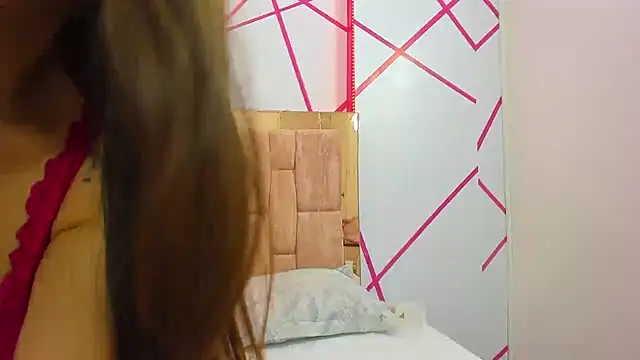 Snapshot of Miss_Crhiss chatting on February 3, 2025, 4:52 pm Miss Crhiss online show from February 3, 2025, 4:52 pm
