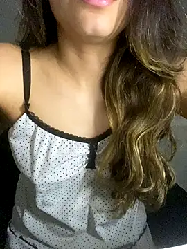 Snapshot of bellysantinha chatting on September 28, 2025, 2:06 am bellysantinha online show from September 28, 2025, 2:06 am