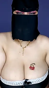 shosho500500 online show from November 7, 2025, 10:21 pm