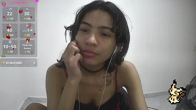 Snapshot of Lovelyamyy chatting on February 13, 2025, 2:09 pm Lovelyamyy online show from February 13, 2025, 2:09 pm