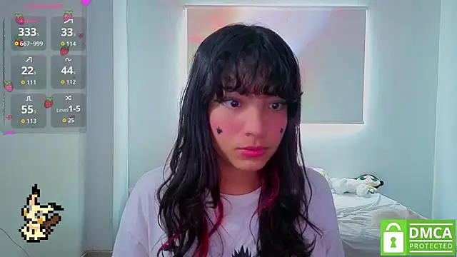 Lovelyamyy online show from March 18, 2026, 5:38 pm