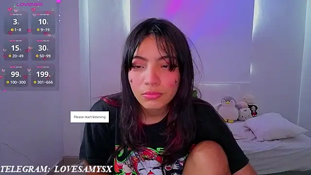 Lovelyamyy online show from April 15, 2026, 7:58 pm