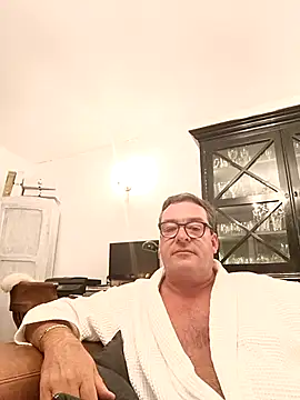 MountJohnXL online show from April 4, 2026, 11:46 pm