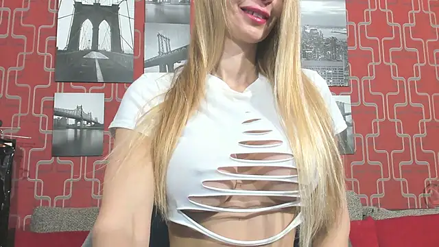 GoddessJulieXX online show from February 6, 2026, 6:29 am