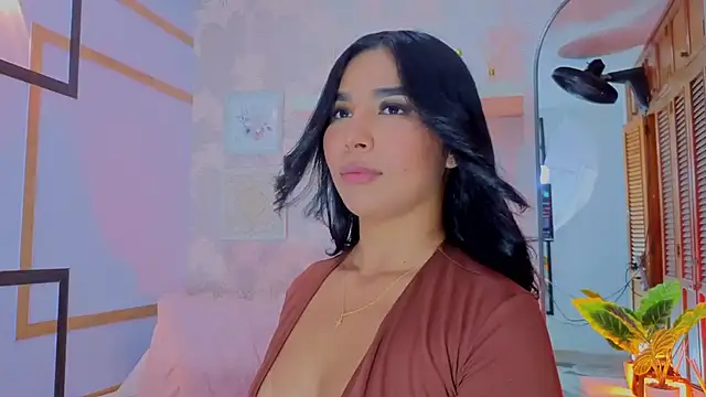 CharlotteGraay online show from February 25, 2026, 7:45 pm