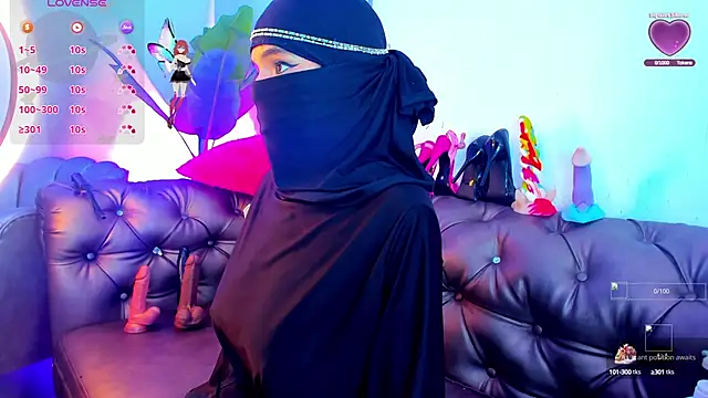 Snapshot of azahara_faraah chatting on October 1, 2025, 4:24 pm azahara faraah online show from October 1, 2025, 4:24 pm