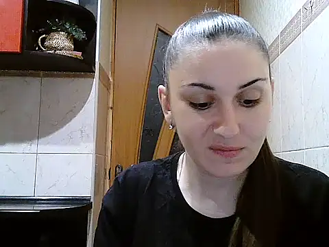 Yuliia30 online show from January 7, 2026, 7:16 pm