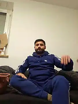 Snapshot of Mehmet2304 chatting on January 9, 2025, 10:31 pm Mehmet2304 online show from January 9, 2025, 10:31 pm