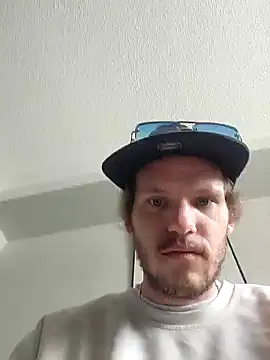 Snapshot of SoxxyNsh chatting on March 13, 2025, 7:17 pm SoxxyNsh online show from March 13, 2025, 7:17 pm