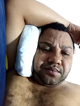 Snapshot of Marcio2235 chatting on October 15, 2025, 4:56 am Marcio2235 online show from October 15, 2025, 4:56 am