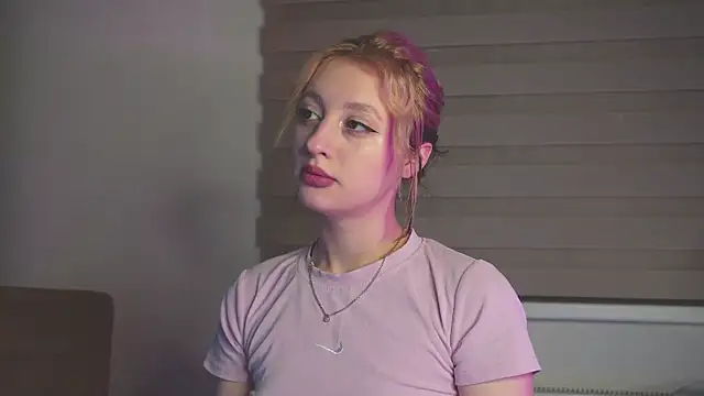 milasmiu online show from January 29, 2025, 3:04 pm