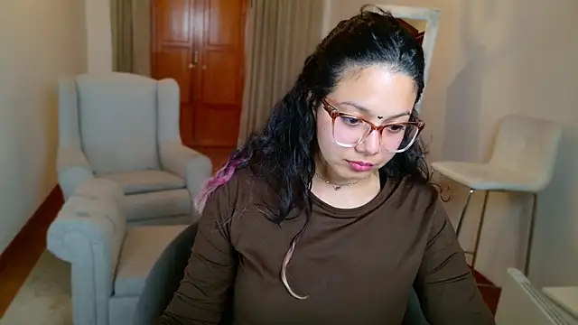 Snapshot of SelenaBlumX chatting on January 17, 2025, 1:25 am SelenaBlumX online show from January 17, 2025, 1:25 am