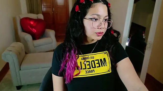 Snapshot of SelenaBlumX chatting on February 28, 2025, 9:12 pm SelenaBlumX online show from February 28, 2025, 9:12 pm