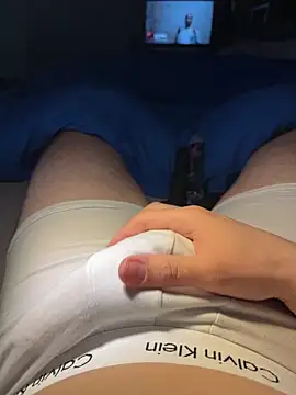 GastonBig online show from February 15, 2026, 9:44 pm