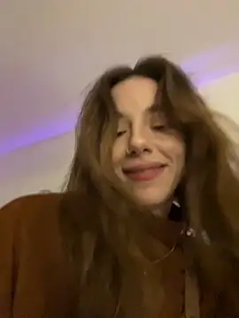 Mary Leaf online show from February 17, 2025, 11:53 pm