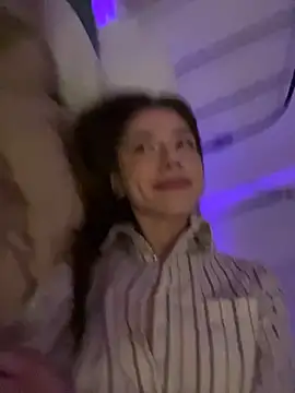 Mary Leaf online show from February 27, 2025, 10:31 pm