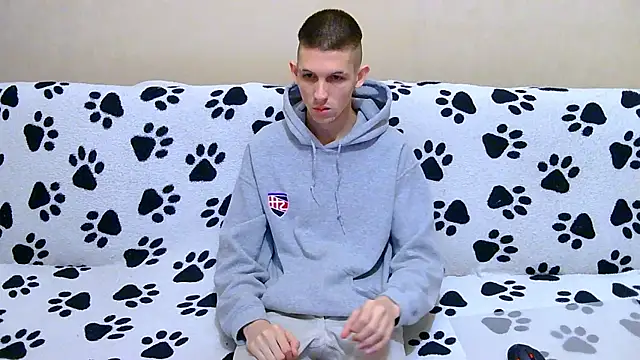 Lester Broo online show from April 6, 2026, 8:54 pm