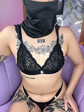 Snapshot of Maissa_Alabi chatting on February 14, 2026, 4:15 pm Maissa Alabi online show from February 14, 2026, 4:15 pm