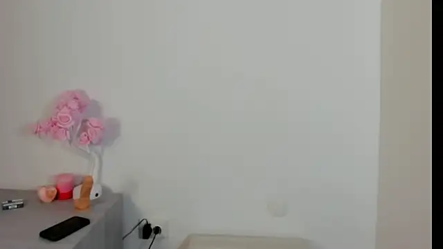 ShadowSweety online show from June 11, 2026, 5:44 pm