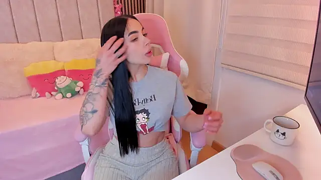 tamy xoo online show from April 21, 2026, 2:56 pm