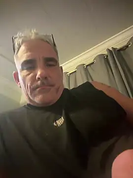 Snapshot of 1badfucka chatting on May 5, 2026, 7:16 am 1badfucka online show from May 5, 2026, 7:16 am
