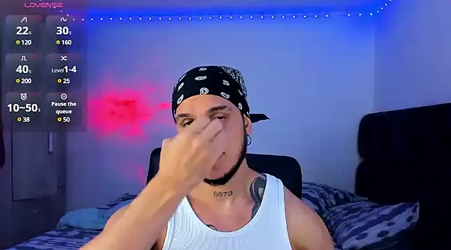 Snapshot of austinoficial chatting on January 22, 2025, 2:04 am austinoficial online show from January 22, 2025, 2:04 am