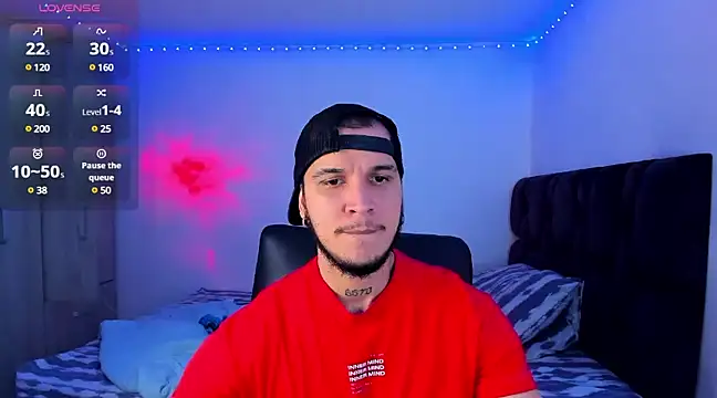Snapshot of austinoficial chatting on January 22, 2025, 11:10 pm austinoficial online show from January 22, 2025, 11:10 pm