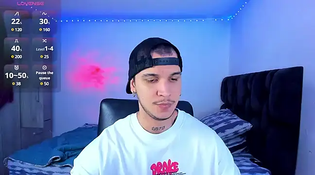Snapshot of austinoficial chatting on January 28, 2025, 11:39 pm austinoficial online show from January 28, 2025, 11:39 pm