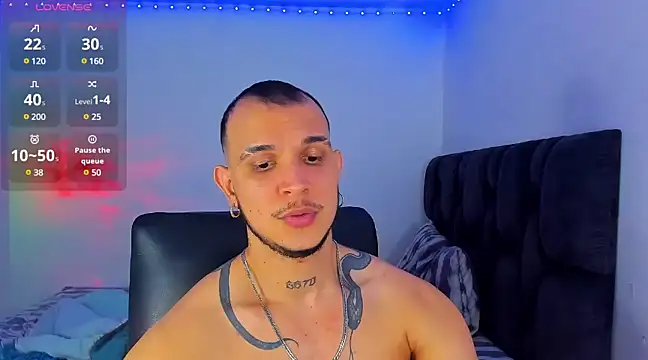 Snapshot of austinoficial chatting on February 12, 2025, 8:29 pm austinoficial online show from February 12, 2025, 8:29 pm