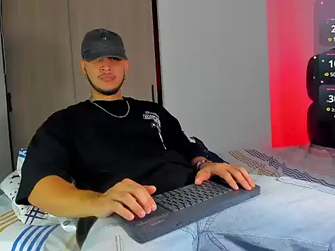 austinoficial online show from December 21, 2025, 7:15 am