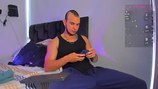 austinoficial online show from February 15, 2026, 10:28 pm