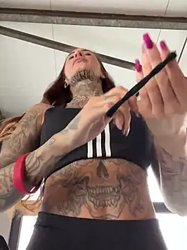 Black sweet Rose online show from February 10, 2025, 10:09 am