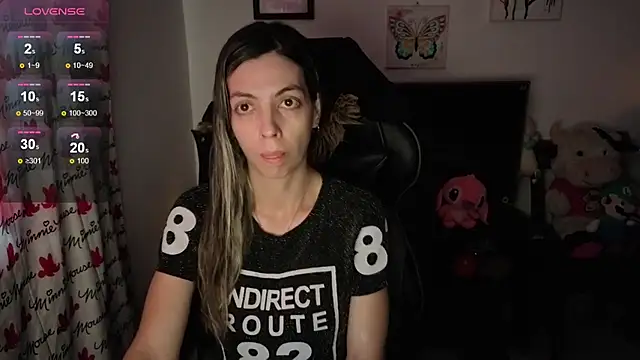 Snapshot of Princezzlove3 chatting on October 4, 2025, 3:10 pm Princezzlove3 online show from October 4, 2025, 3:10 pm