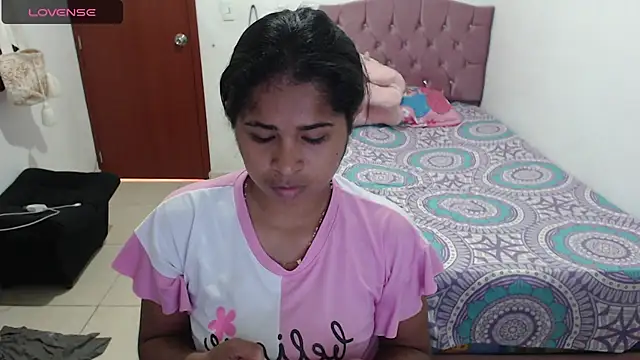 Snapshot of july-feria chatting on January 16, 2025, 6:06 pm july-feria online show from January 16, 2025, 6:06 pm