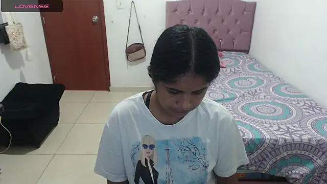 Snapshot of july-feria chatting on February 5, 2025, 9:50 pm july-feria online show from February 5, 2025, 9:50 pm