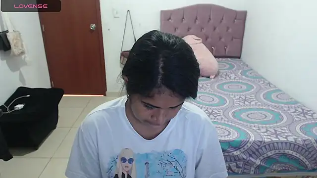 Snapshot of july-feria chatting on February 18, 2025, 5:42 pm july-feria online show from February 18, 2025, 5:42 pm