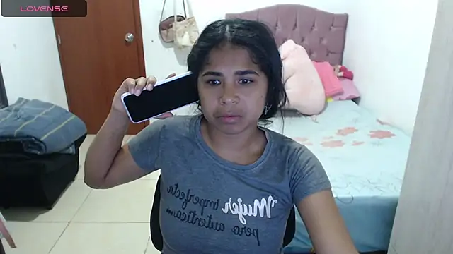 Snapshot of july-feria chatting on October 19, 2025, 10:10 pm july-feria online show from October 19, 2025, 10:10 pm