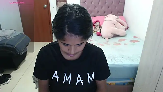 Snapshot of july-feria chatting on November 11, 2025, 9:48 pm july-feria online show from November 11, 2025, 9:48 pm