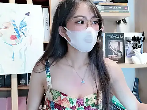 Snapshot of Lush-Office chatting on September 26, 2025, 8:07 am Lush-Office online show from September 26, 2025, 8:07 am