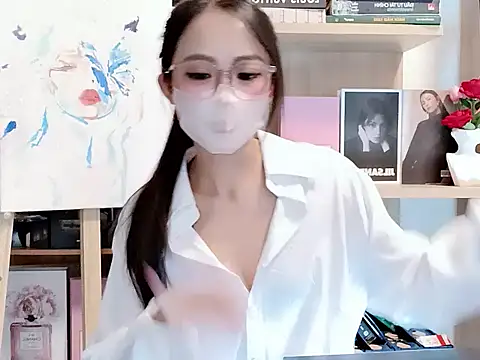 Snapshot of Lush-Office chatting on October 26, 2025, 1:39 pm Lush-Office online show from October 26, 2025, 1:39 pm