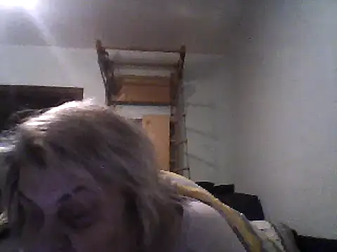 Snapshot of AngelSky4533 chatting on February 25, 2025, 4:10 pm AngelSky4533 online show from February 25, 2025, 4:10 pm