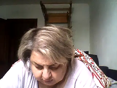 Snapshot of AngelSky4533 chatting on February 27, 2025, 2:21 pm AngelSky4533 online show from February 27, 2025, 2:21 pm