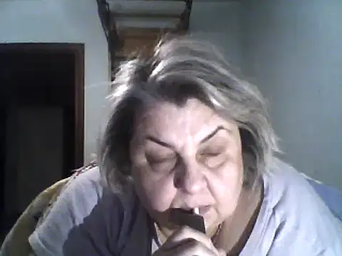 Snapshot of AngelSky4533 chatting on February 27, 2025, 8:42 pm AngelSky4533 online show from February 27, 2025, 8:42 pm