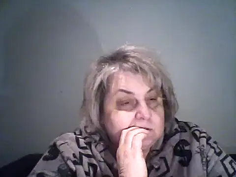 Snapshot of AngelSky4533 chatting on March 2, 2025, 4:42 pm AngelSky4533 online show from March 2, 2025, 4:42 pm