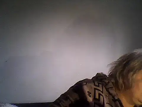 Snapshot of AngelSky4533 chatting on March 3, 2025, 2:15 pm AngelSky4533 online show from March 3, 2025, 2:15 pm
