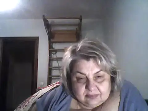 Snapshot of AngelSky4533 chatting on March 3, 2025, 8:00 pm AngelSky4533 online show from March 3, 2025, 8:00 pm
